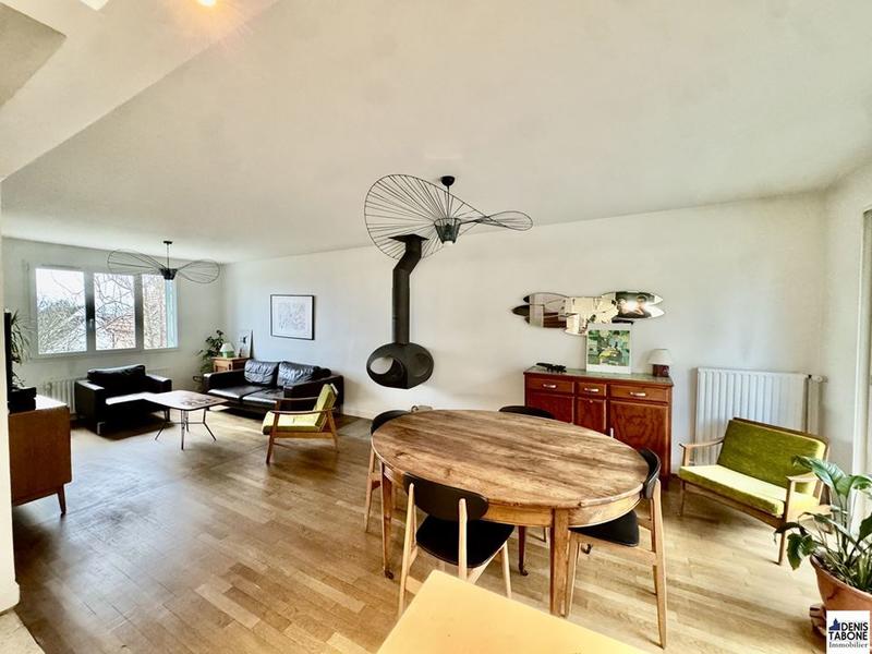 Maison traditionnelle - 112 m² - 6 pièces