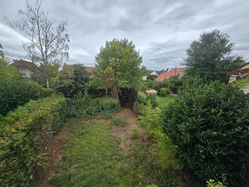 Maison - 98 m² - 7 pièces