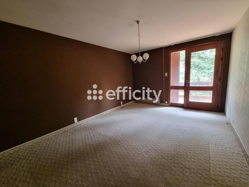 Maison - 272 m² - 11 pièces