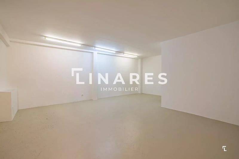 Maison - 210 m² - 5 pièces