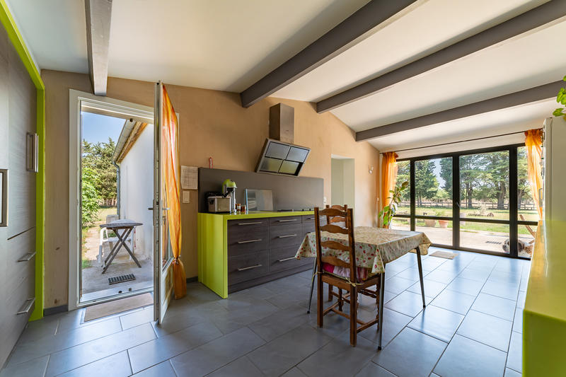 Maison - 220 m² - 8 pièces