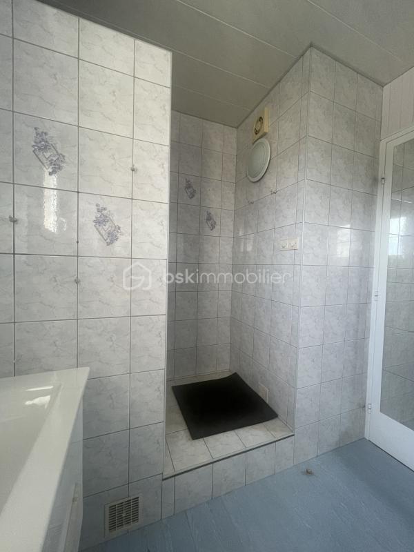 Appartement - 85 m² - 5 pièces