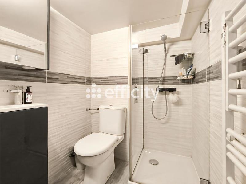 Maison - 165 m² - 8 pièces