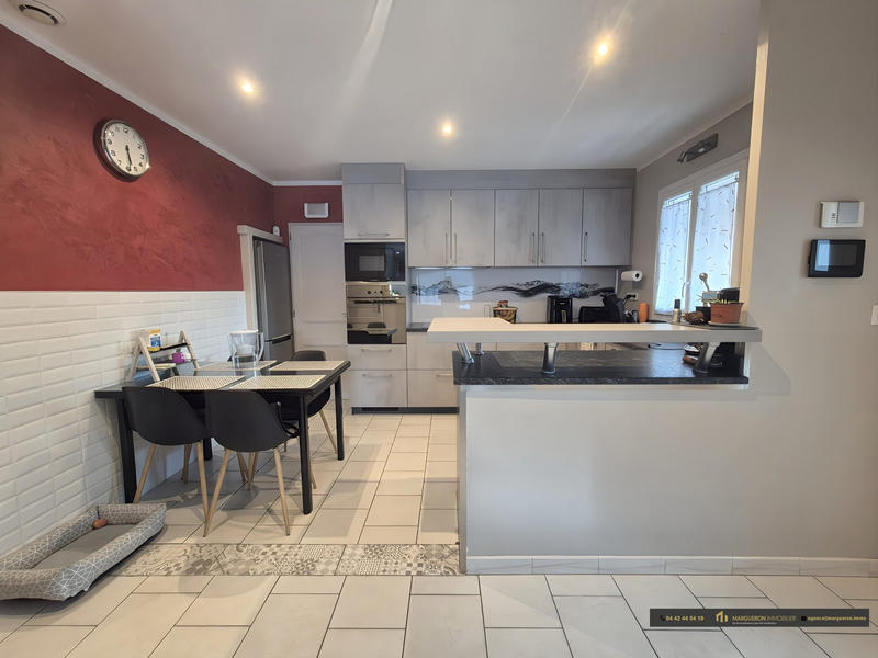 Villa - 93 m² - 4 pièces