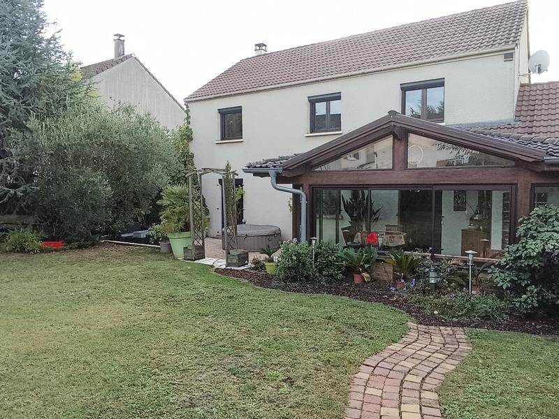 Maison - 150 m² - 7 pièces