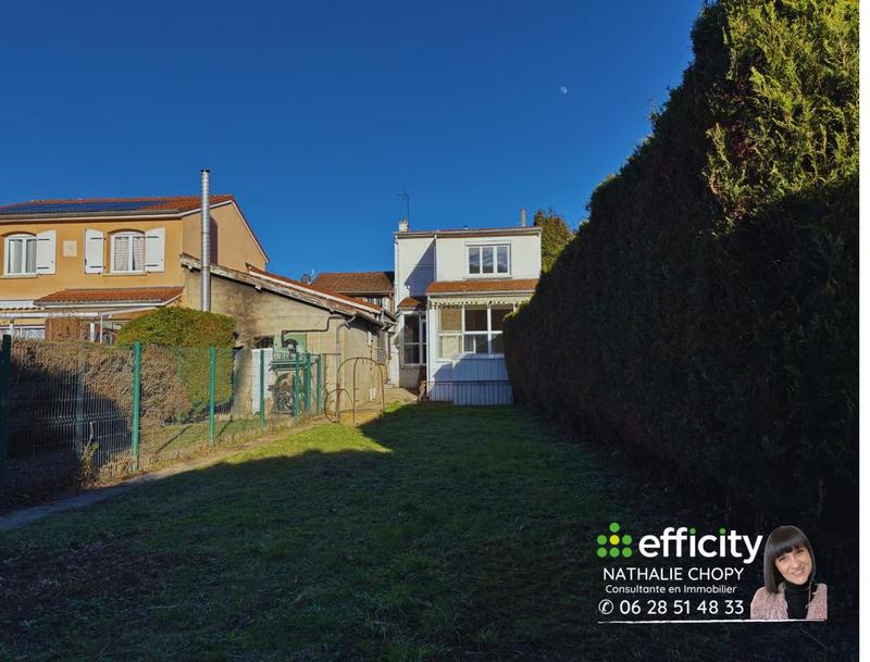 Local commercial - 215 m² - 8 pièces