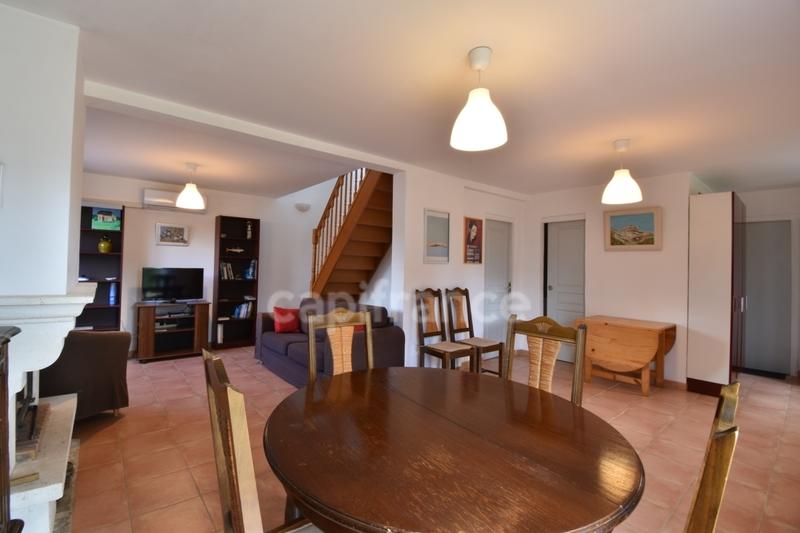 Maison - 94 m² - 4 pièces
