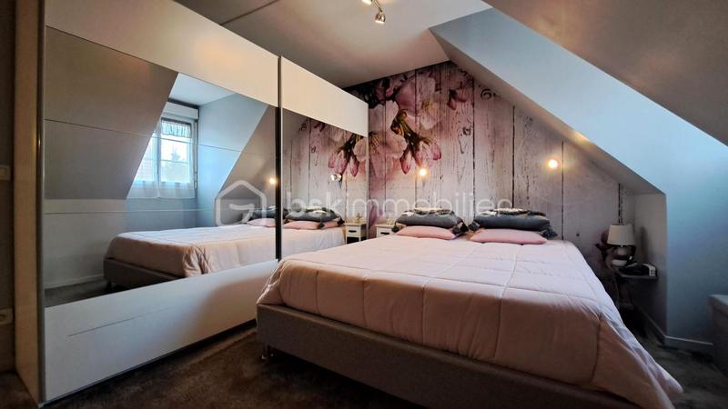 Maison - 92 m² - 4 pièces