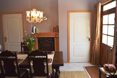 Maison - 111 m² - 8 pièces