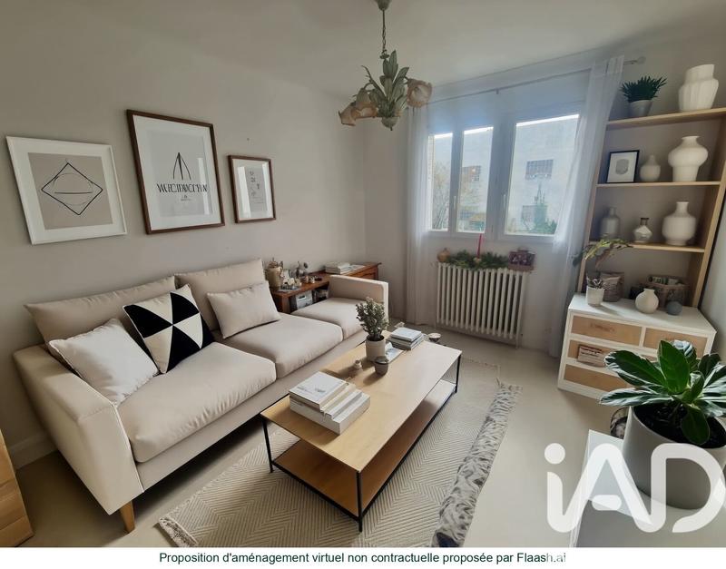 Maison - 90 m² - 5 pièces