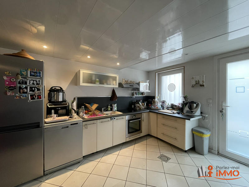 Maison - 93 m² - 5 pièces