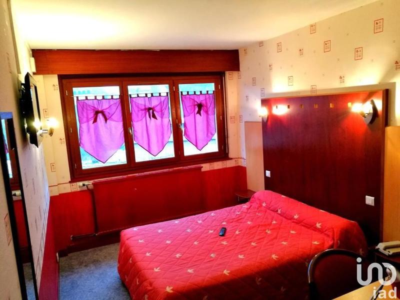 Local commercial - 1 465 m²