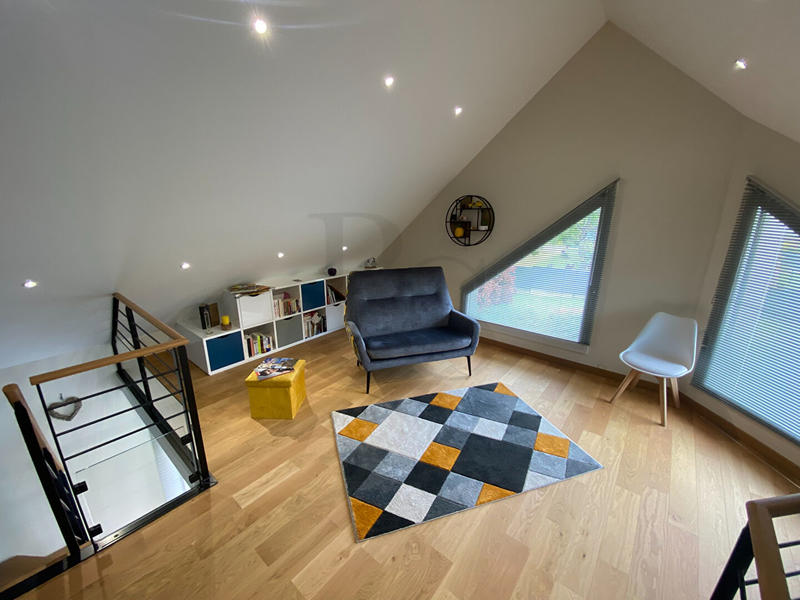 Maison - 179 m² - 6 pièces