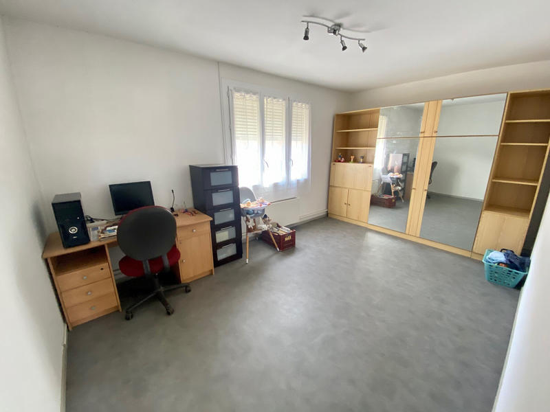 Maison - 98 m² - 4 pièces