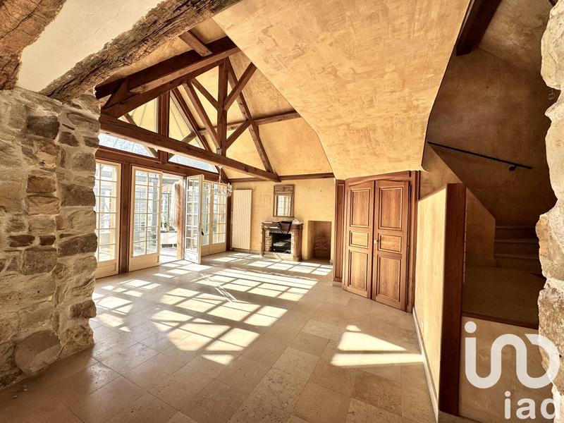 Maison - 210 m² - 8 pièces