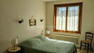 Propriété - 198 m² - 11 pièces