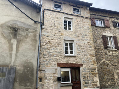 Maison de village - 79 m² - 4 pièces