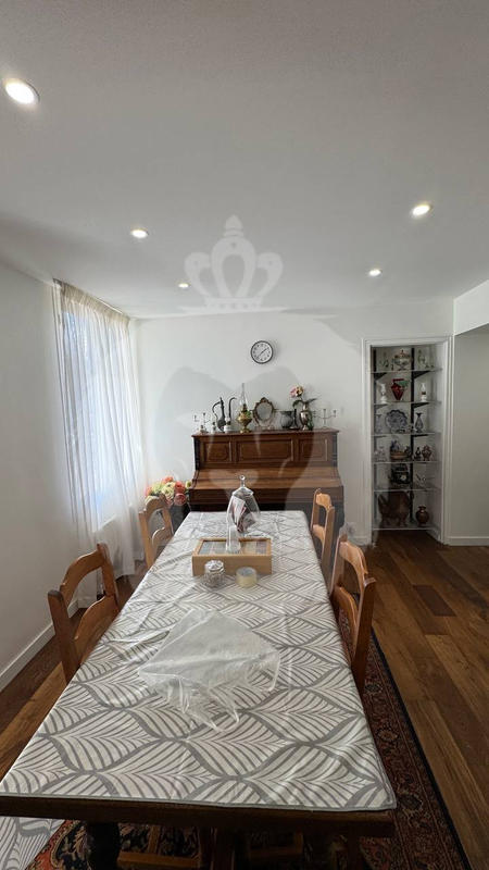 Maison - 161 m² - 7 pièces