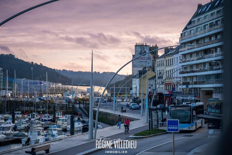 Appartement - 174 m² - 6 pièces