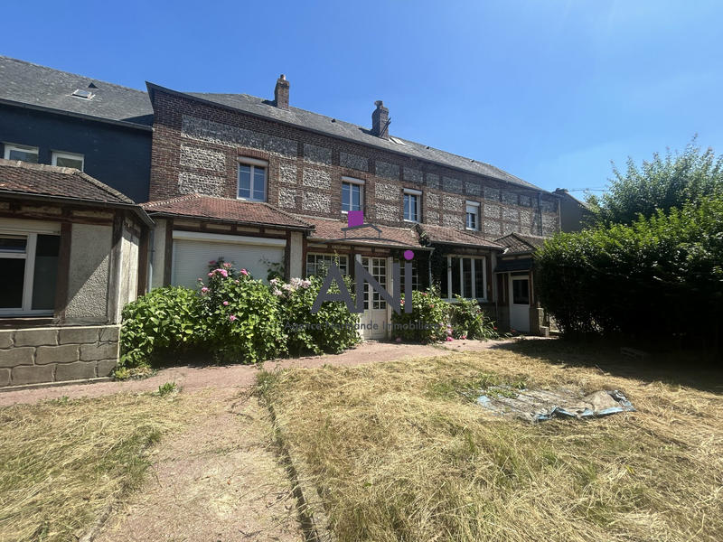 Maison - 270 m² - 11 pièces