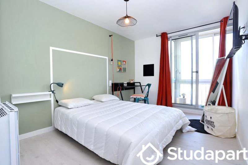 Chambre - 10 m² - 1 pièce