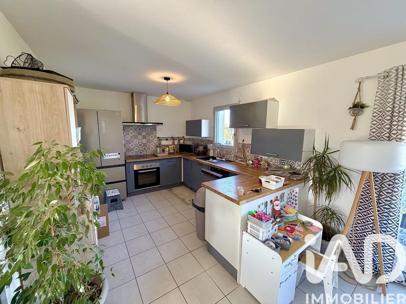 Maison - 81 m² - 5 pièces