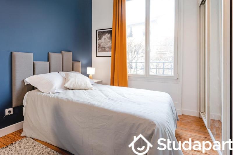 Chambre - 11 m² - 1 pièce