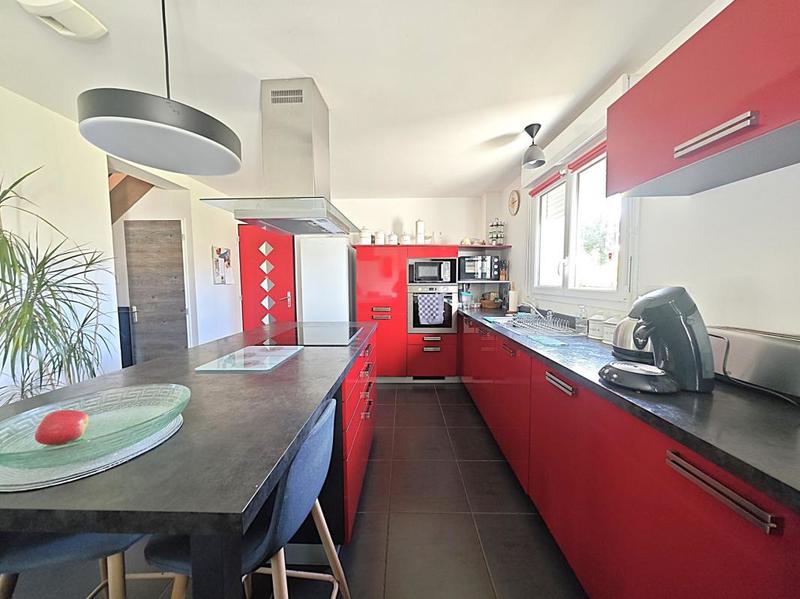 Maison - 110 m² - 5 pièces