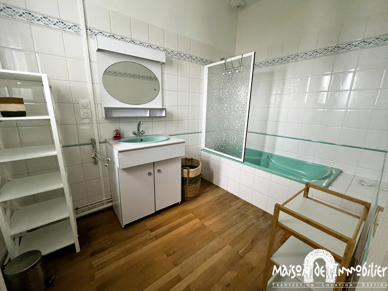 Villa - 192 m² - 7 pièces