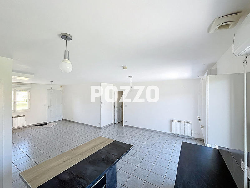 Maison - 83 m² - 4 pièces