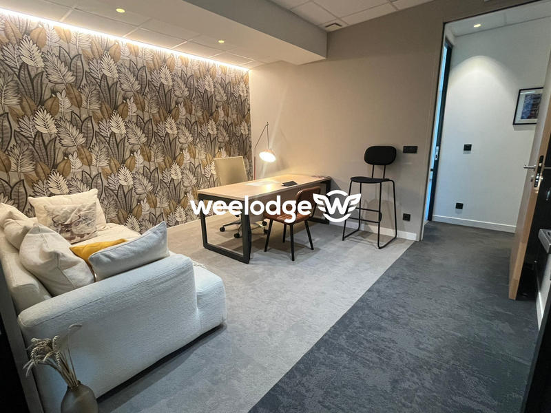 Bureau - 67 m² - 3 pièces