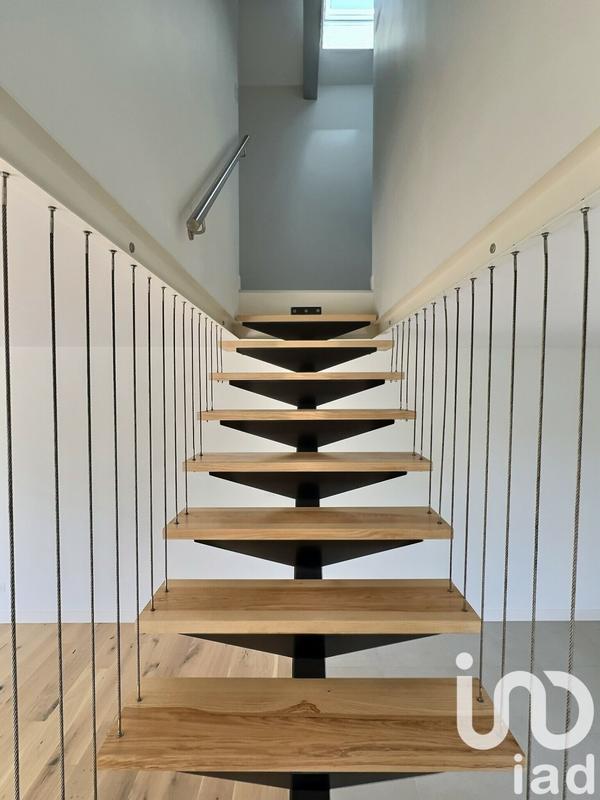 Maison - 165 m² - 6 pièces