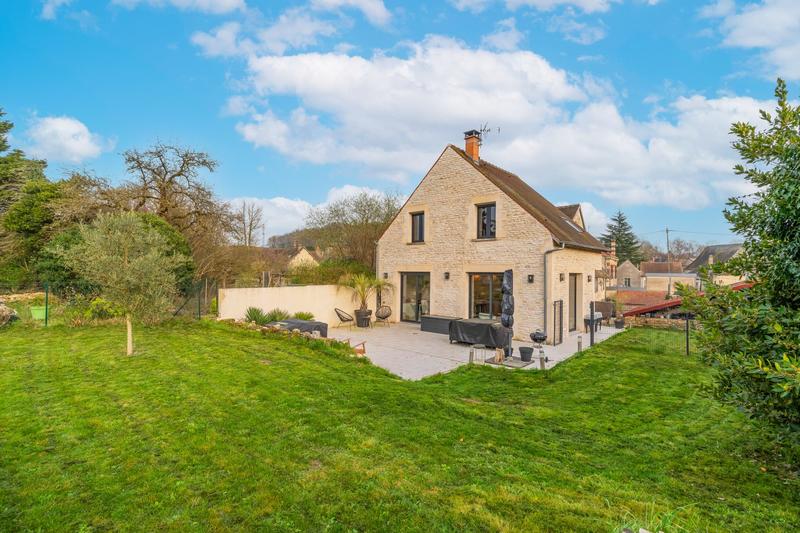 Maison - 122 m² - 6 pièces