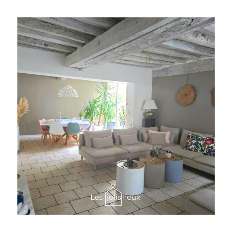 Maison - 221 m² - 10 pièces