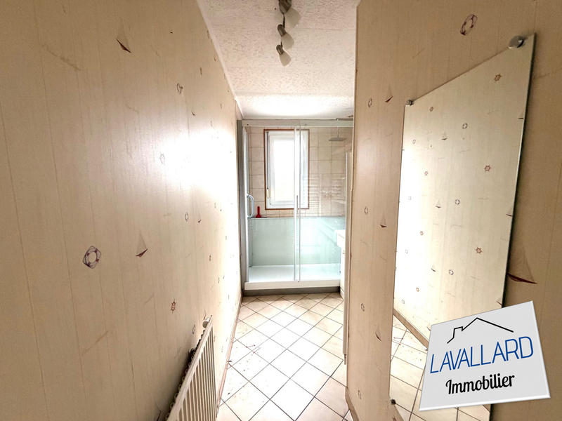 Maison - 80 m² - 4 pièces