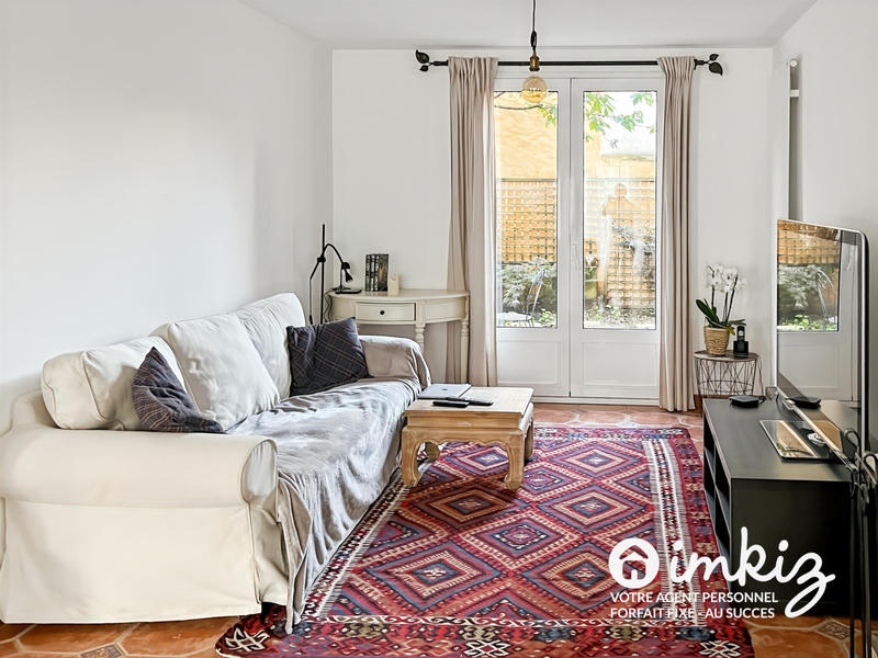 Maison - 228 m² - 8 pièces