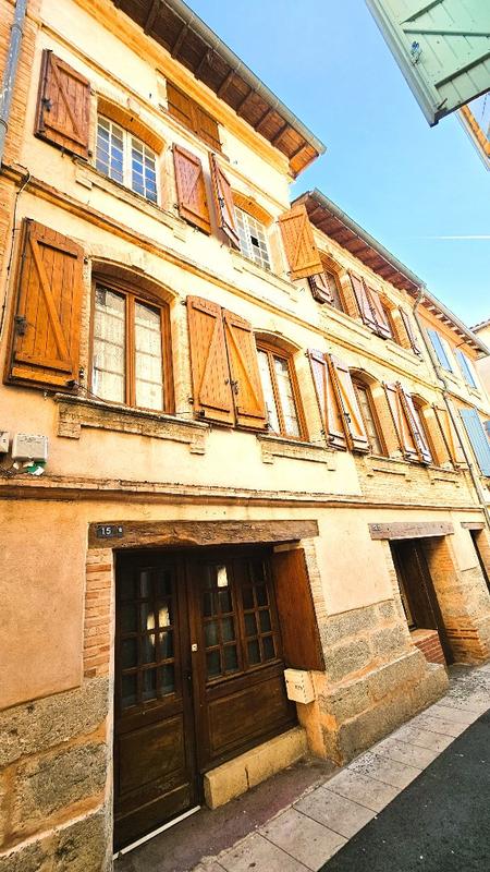 Immeuble - 155 m² - 8 pièces