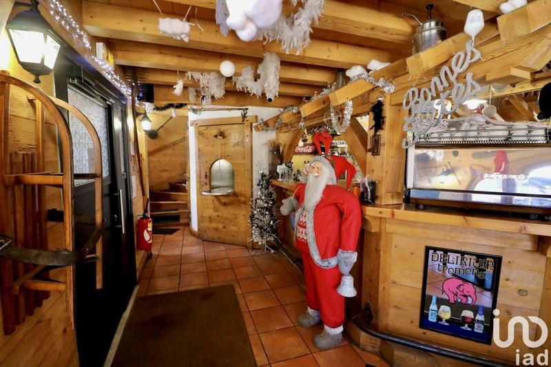 Local commercial - 210 m²