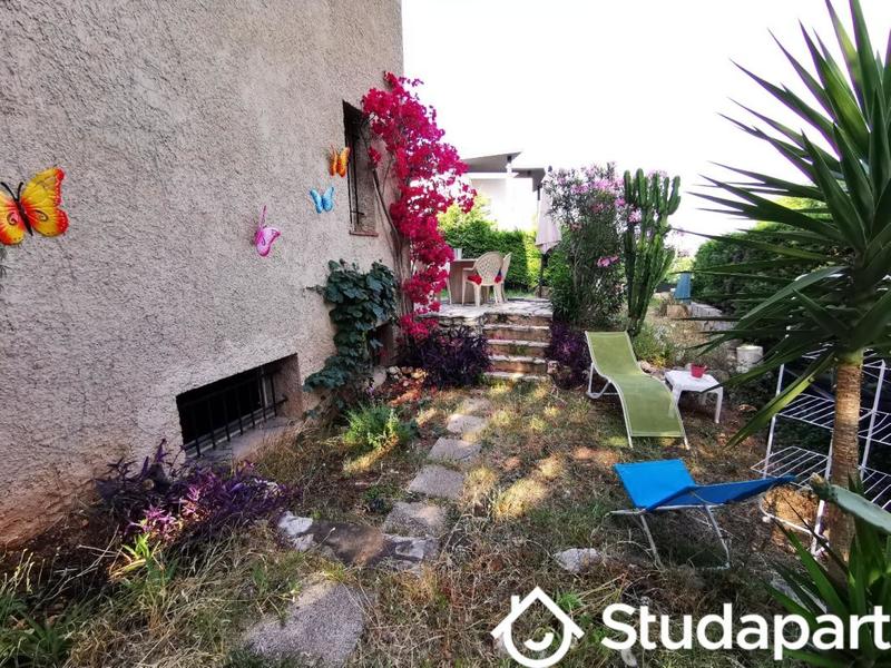 Chambre - 15 m² - 1 pièce