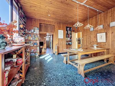 Maison - 140 m² - 4 pièces