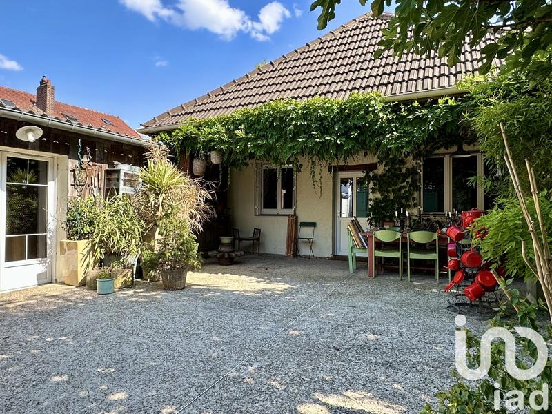 Maison - 276 m² - 13 pièces