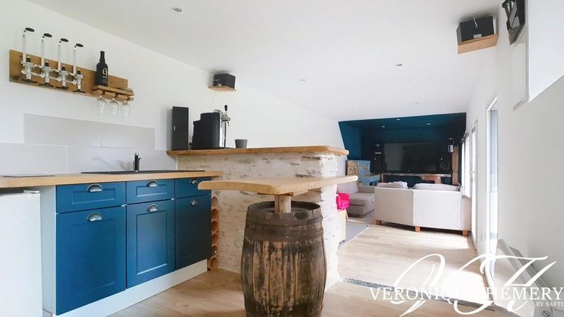 Maison - 200 m² - 10 pièces