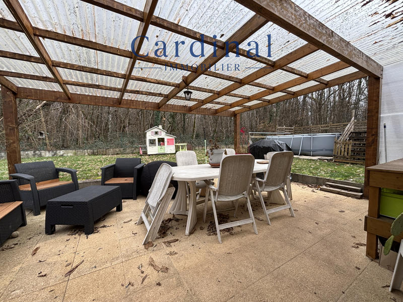 Maison - 170 m² - 8 pièces