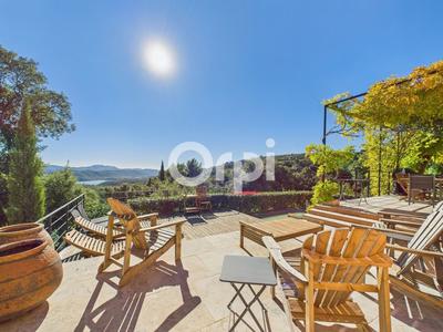 Villa - 218 m² - 5 pièces