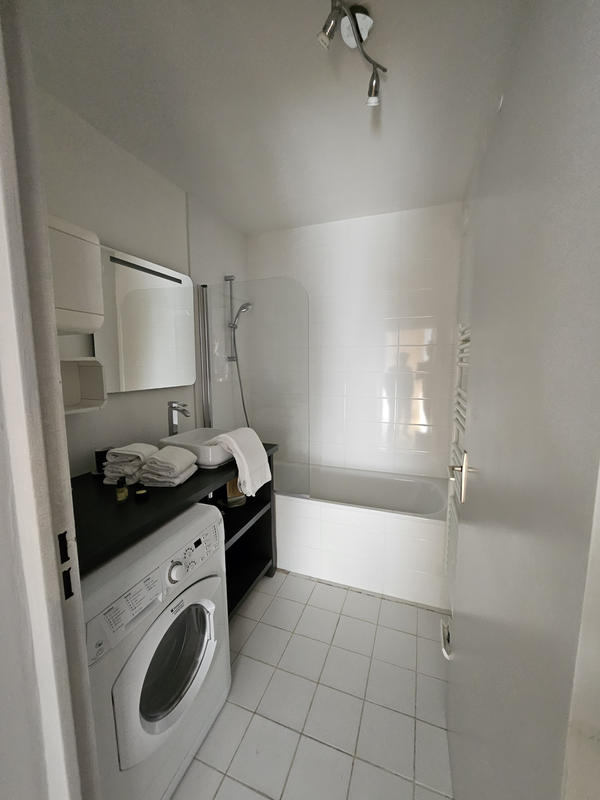 Appartement - 84 m² - 4 pièces