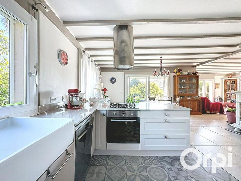 Maison - 105 m² - 4 pièces