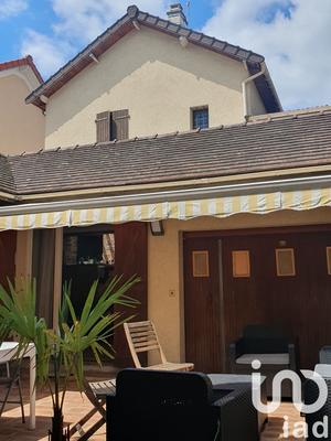 Maison - 146 m² - 6 pièces