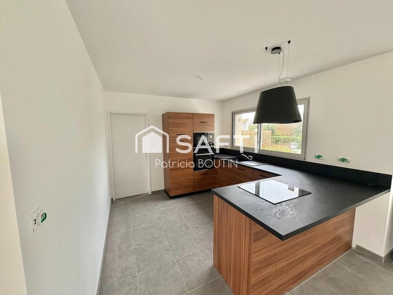 Maison - 121 m² - 4 pièces