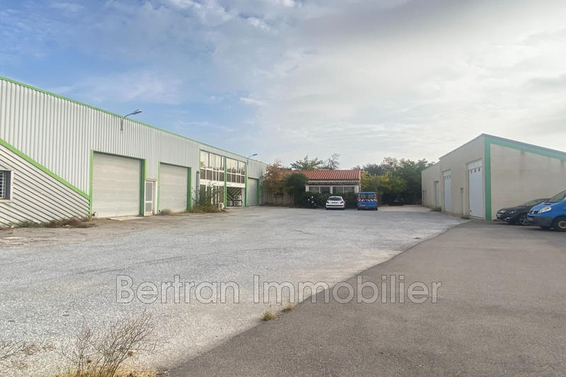 Maison - 820 m² - 14 pièces