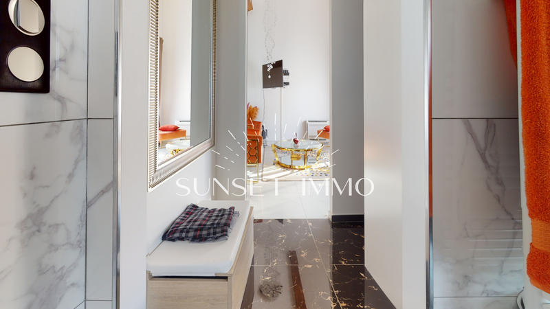 Maison - 500 m² - 10 pièces